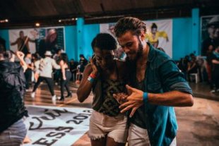 Mimořádné taneční lekce a kurzy - salsa a bachata pro ženy, páry i jednotlivce